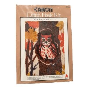 NIB NOS Vintage 1980 Caron Owl In The Tree Latch Hook  Kit 20" X 27"
